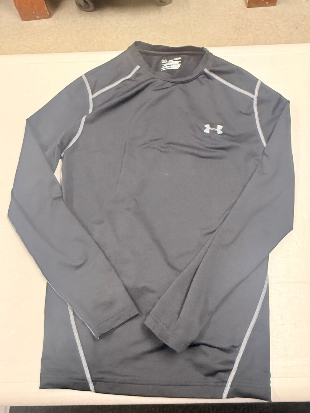 Under Armour Cold Gear Compression Shirt UA Long Sleeve LRG Sports Men Games